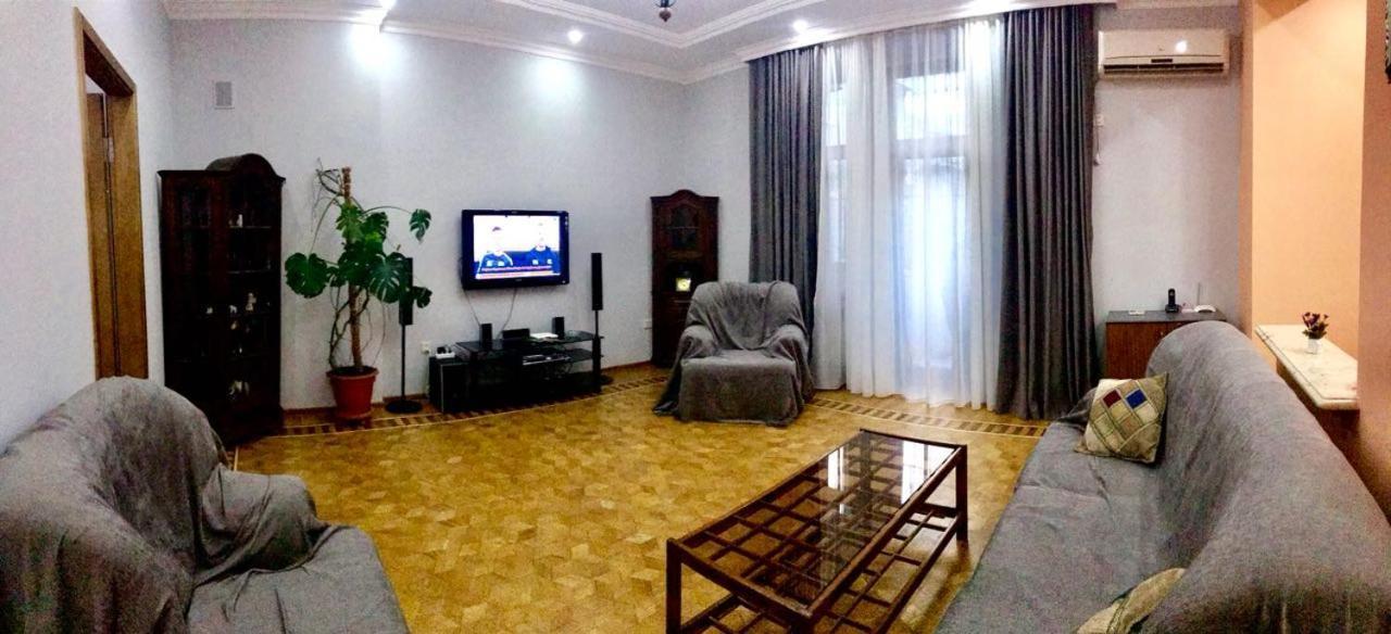 Calm Center Of Baku Apartamento Exterior foto